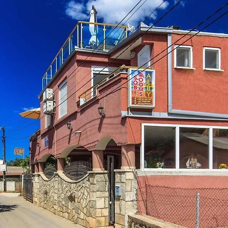 Vila Alby Bar Exterior photo